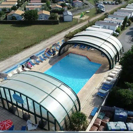 Mobil Spacieux Avec Terrasse, 3 Chambres, 6 Personnes - Api-1-52-1475 Kemp *